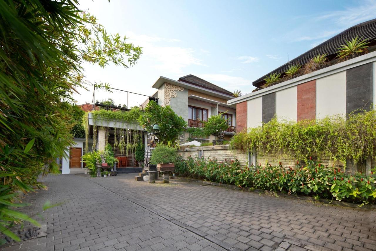 Jineswari Kuta By Kamara Hotel Exterior photo